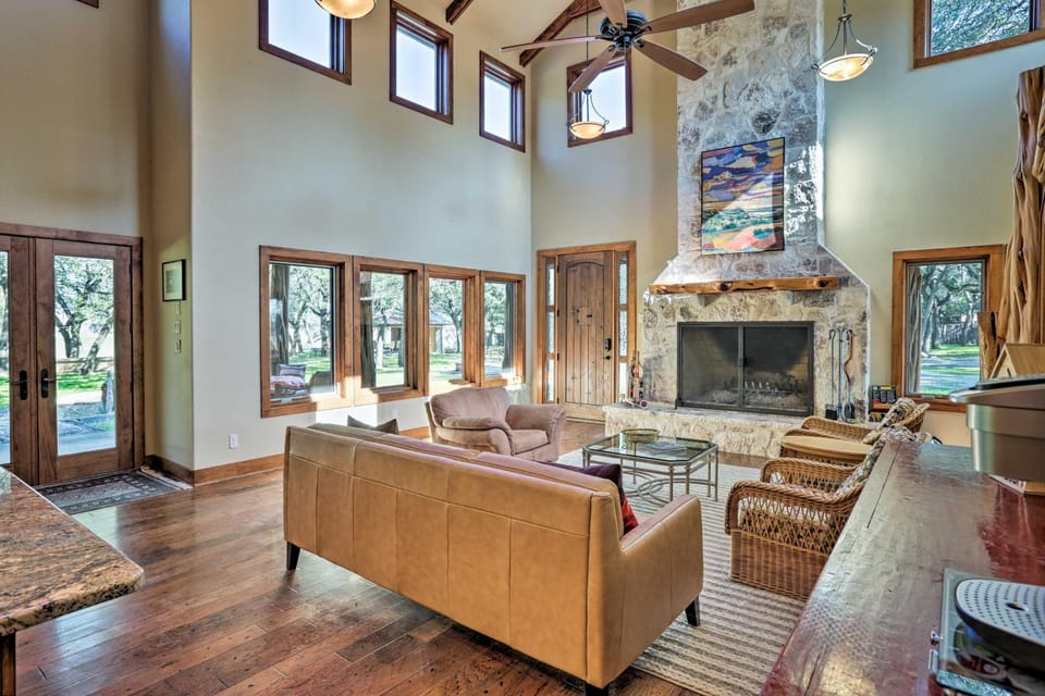 Riverfront Blanco Home w/ Shaded Porch + Hot Tub House in Rio Grande