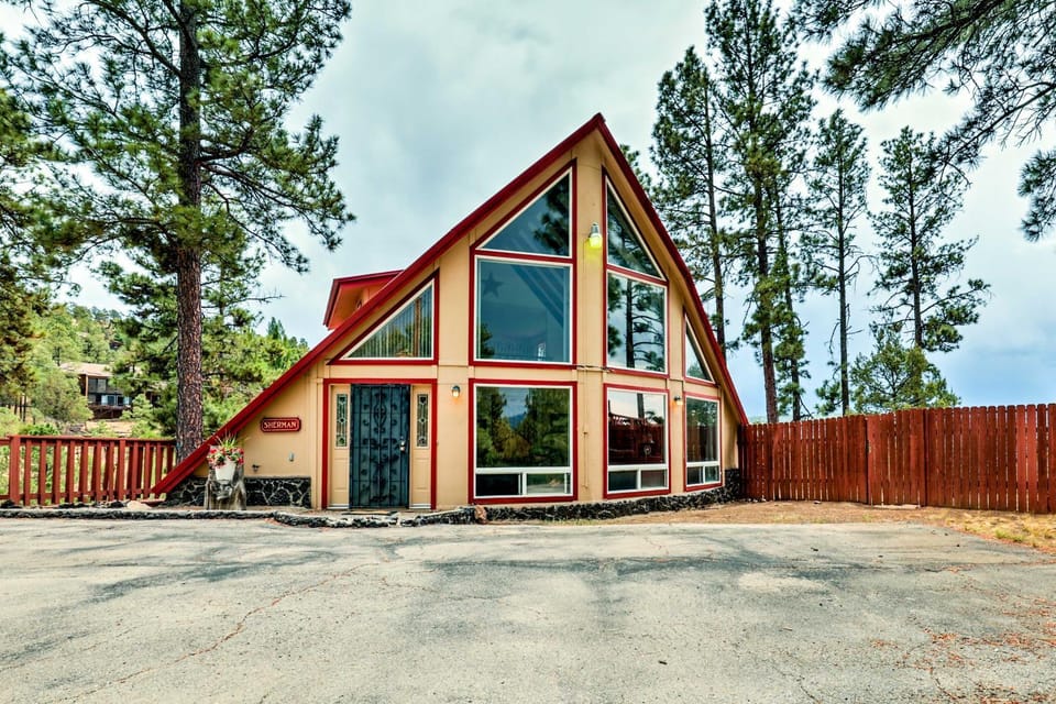 A-Frame Ruidoso Retreat w/ Deck, Grill & Views! House in Ruidoso