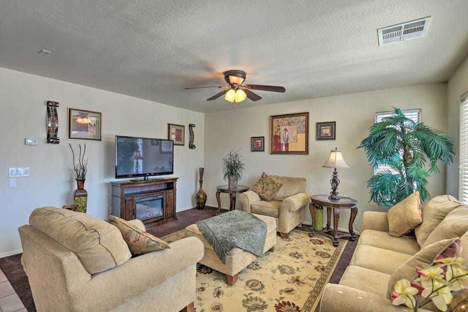 Relaxing San Tan Valley Retreat w/ Pool & Hot Tub! House in Johnson Ranch