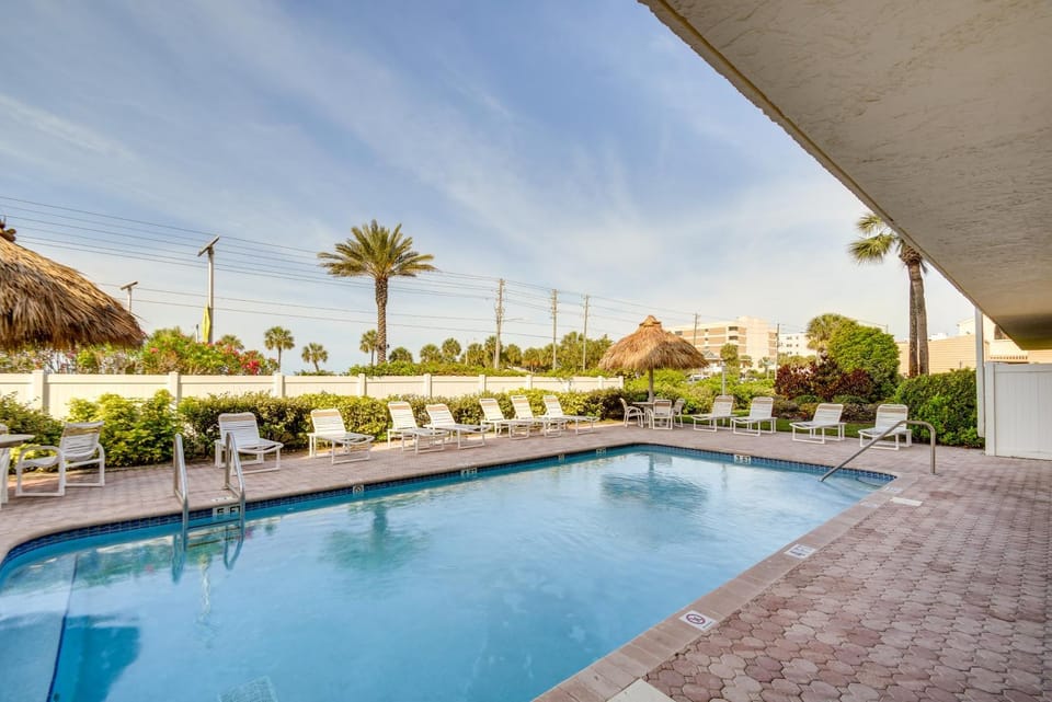Walk to Madeira Beach: Coastal Condo w/ Balcony House in Madeira Beach