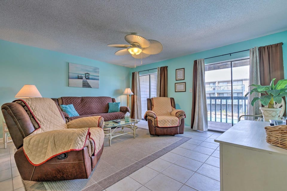 Orange Beach Resort Condo w/ Pool - Walk to Beach! House in Orange Beach