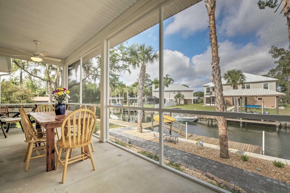 Canal-Front Home w/ Boat Dock in Crystal River House in Crystal River