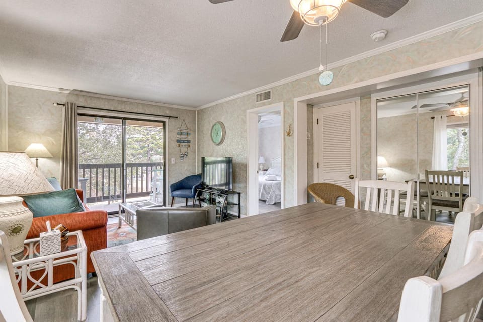Walk to Beach: HHI Beach & Tennis Resort Condo House in Hilton Head Island