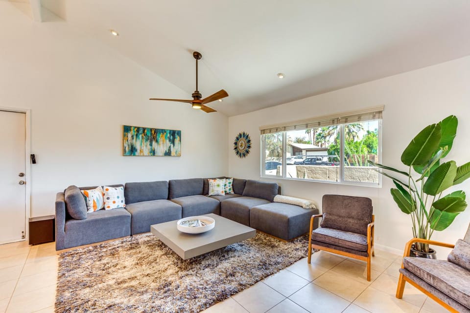 Private Pool & Putting Green: Palm Springs Home! House in Palm Springs