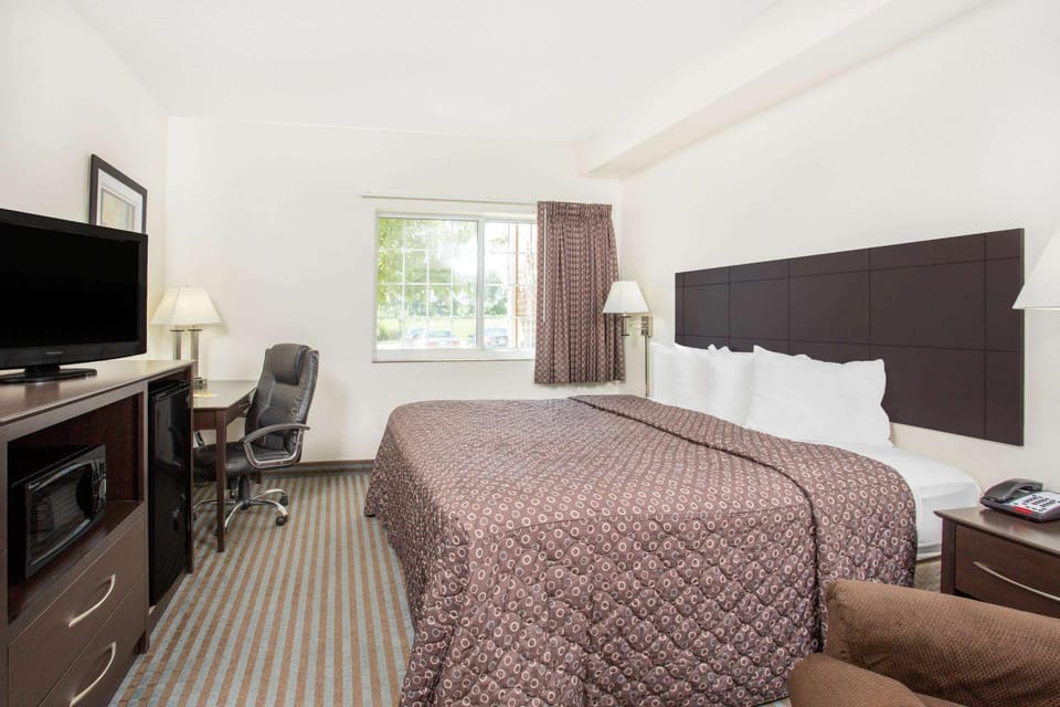 Photo of the whole room, On site