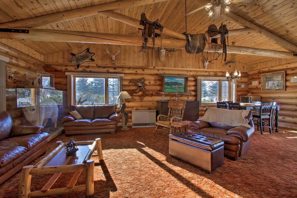 Secluded Dillon Home w/ Private Hot Tub + Deck! House in Idaho