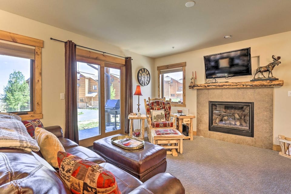 Peaceful Fraser Condo w/ Patio - by Hiking Trails! House in Fraser