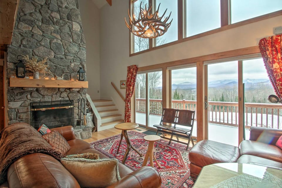 Architect-Designed Franconia Home: Hot Tub & Views House in Sugar Hill