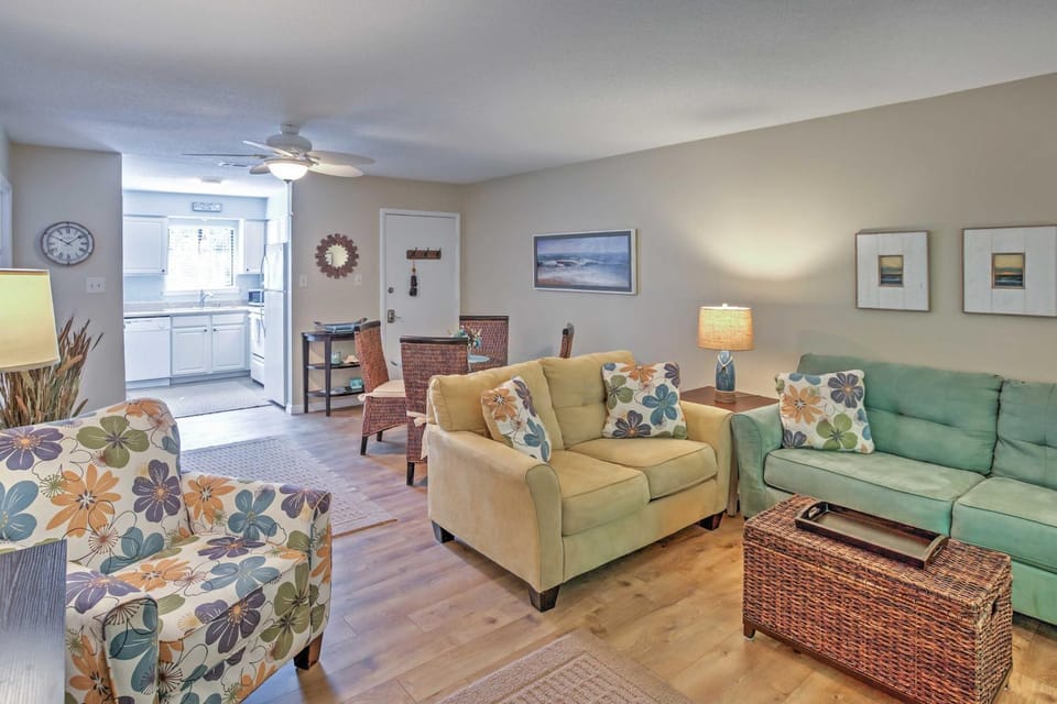 Amelia Island Condo w/ Pool & Beach Access! House in Fernandina Beach