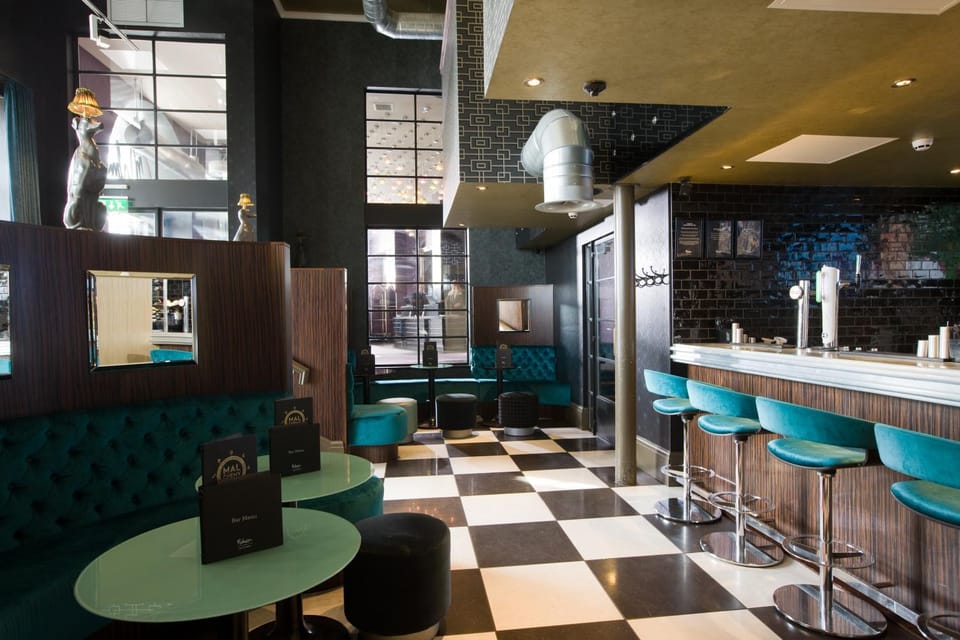 Lounge or bar