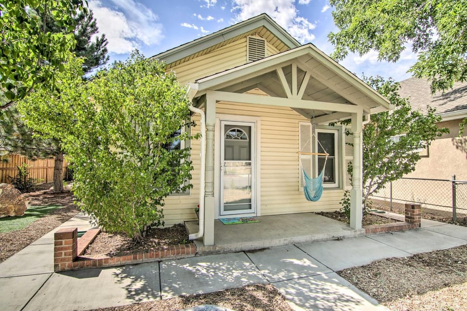 Colorado Springs Bungalow - Walk to Downtown! House in Colorado Springs