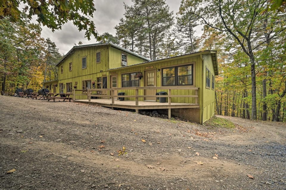 James West Apt with 50 Acres Near Raystown Lake Apartment in Raystown Lake