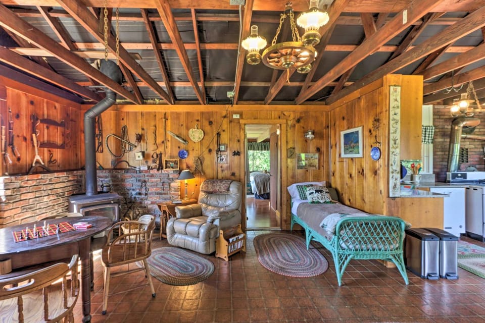 'Moonview Ranch' on 20 Acres in Sonoma County! House in Sonoma County