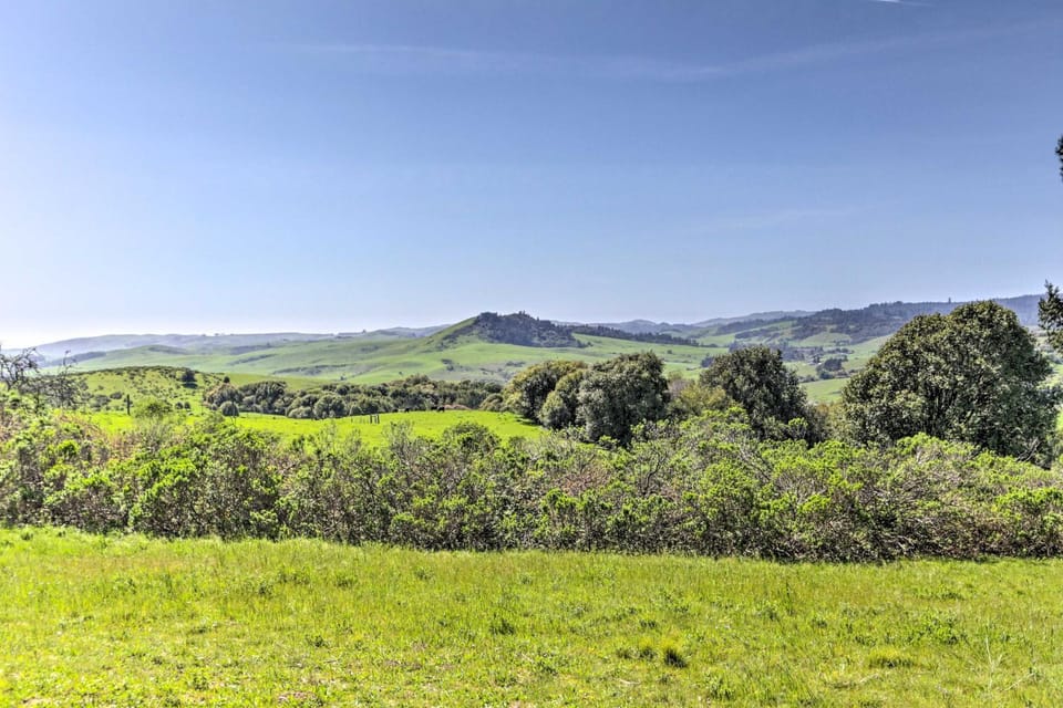 'Moonview Ranch' on 20 Acres in Sonoma County! House in Sonoma County
