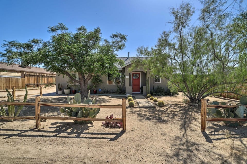 'Rockview House' 5 Mi to Joshua Tree Nat'l Park! House in Joshua Tree