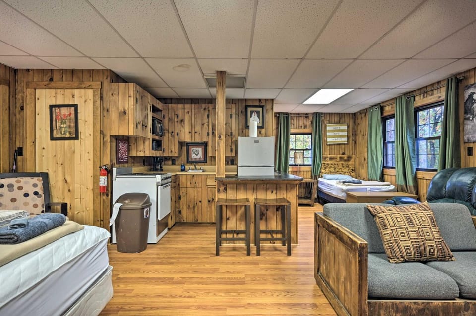 ‘Cheyenne’ Ranch Retreat Near Raystown Lake! Apartment in Raystown Lake