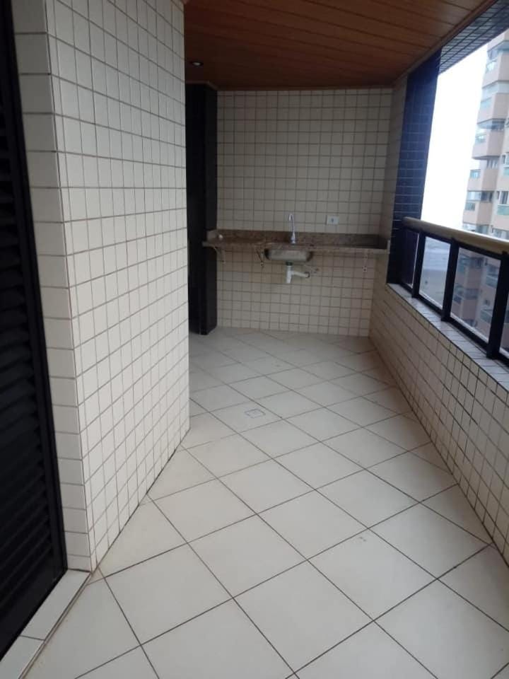 praia grande apartamento vista mar Apartment in State of São Paulo