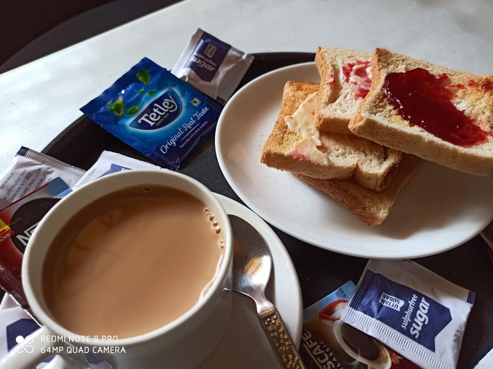 Coffee/tea facilities, Continental breakfast