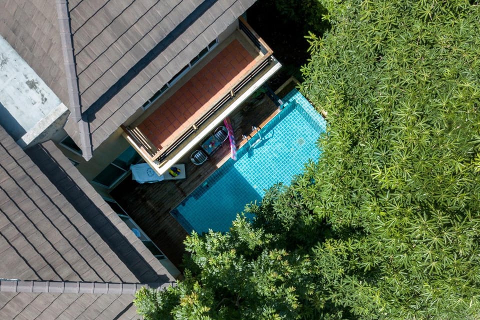 Pool view, Swimming pool