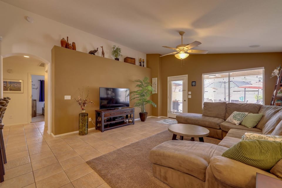 Near Golf! 'Peoria Paradise' House w/ Pool House in Glendale