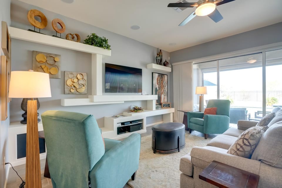 6 Mi to Luke AFB: Oasis w/ Private Pool House in Litchfield Park