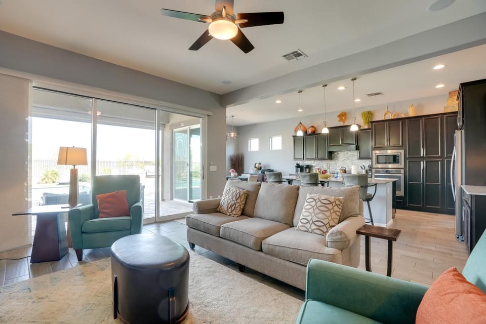 6 Mi to Luke AFB: Oasis w/ Private Pool House in Litchfield Park