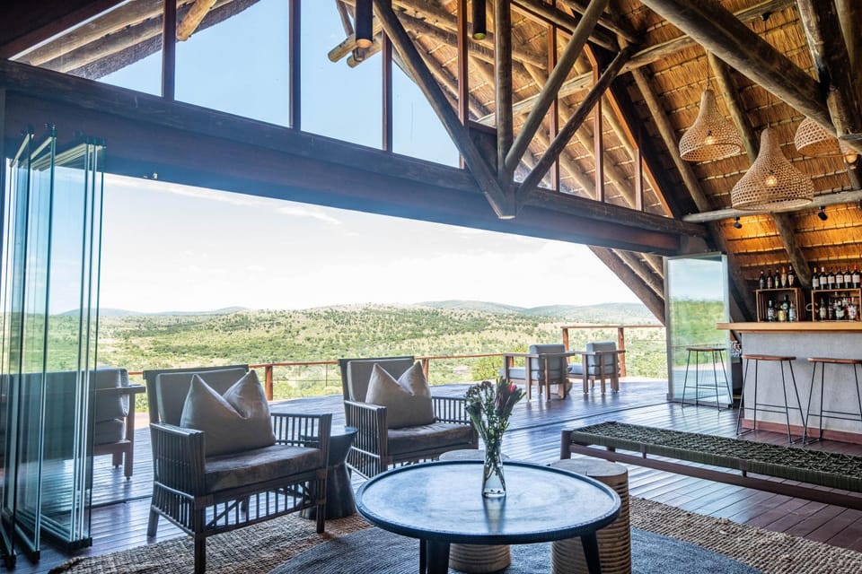 Lounge or bar
