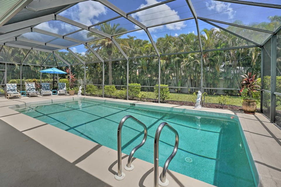 Bonita Springs Hideaway < 3 Miles to Gulf Beaches! House in Vanderbilt Lakes