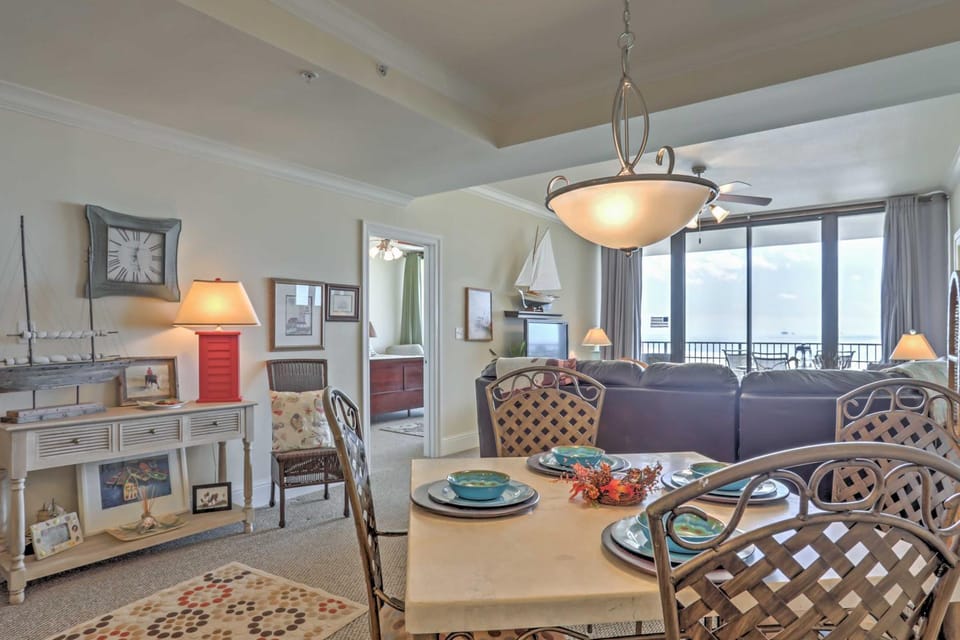 Beachfront Bliss on Dauphin Island w/ Pool Access! House in Dauphin Island