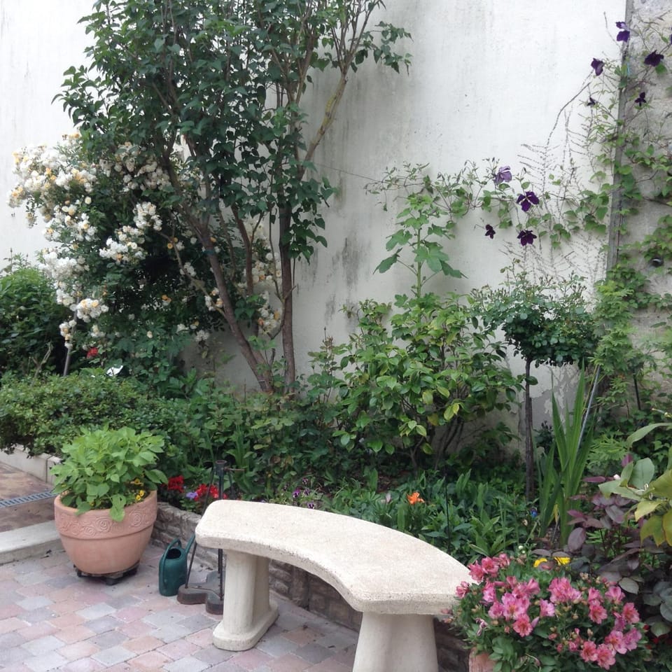 Au Bon Gite House in Normandy