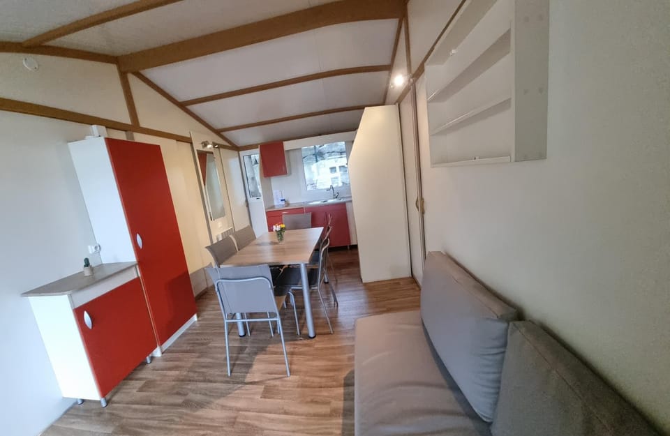 Le Verger de Jastres Campground/ 
RV Resort in Provence