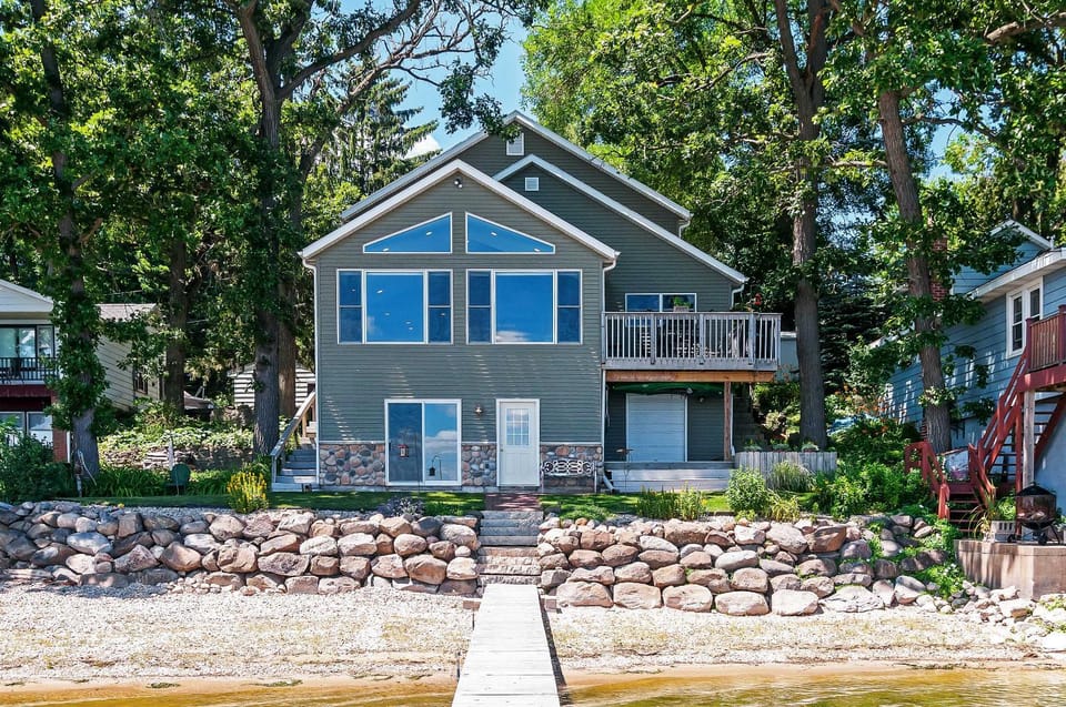 Spacious Edgerton Home w/ Private Beach & Views! House in Wisconsin