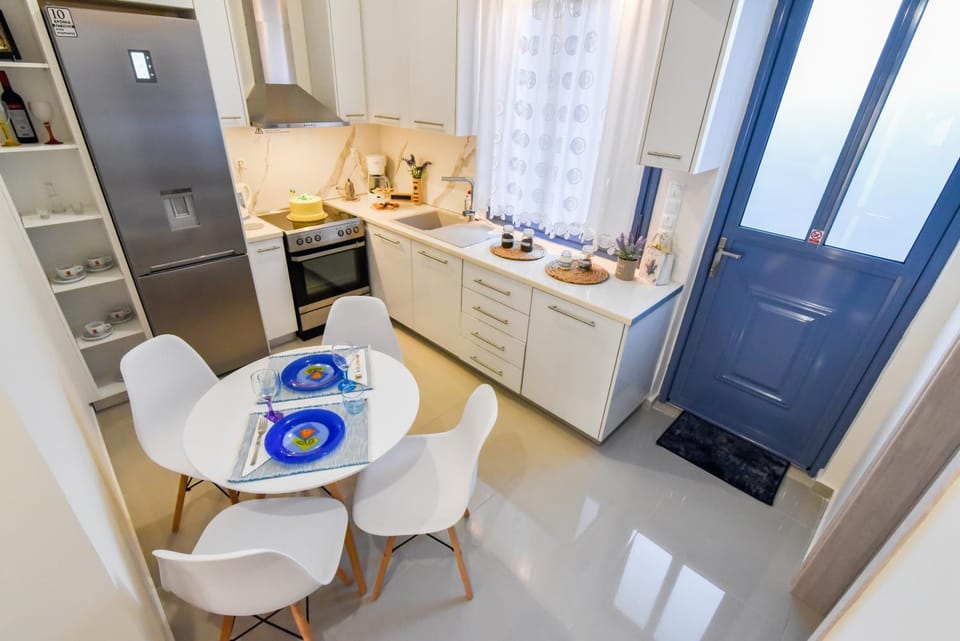 Bleu Maison De Vivian Apartment in Peloponnese, Western Greece and the Ionian