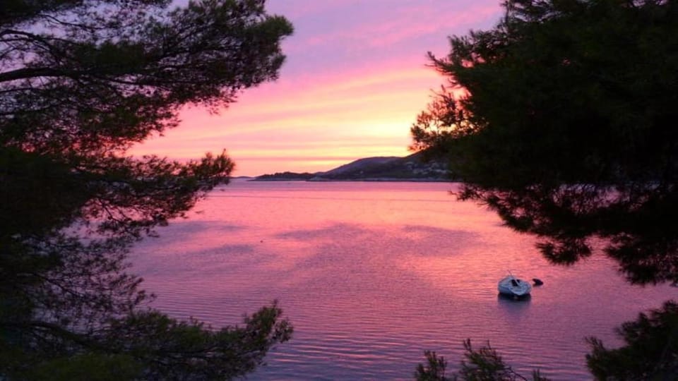 Apartman uz more Apartment in Dubrovnik-Neretva County