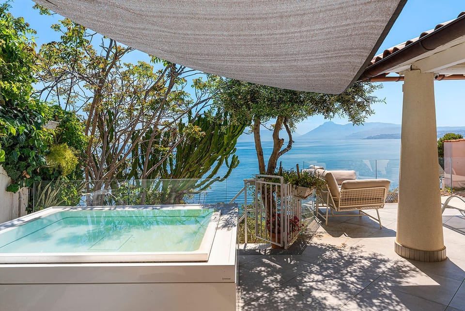 Hot Tub, Open Air Bath