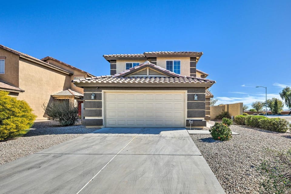'Bella Casa' Coolidge Home w/ Pool & Hot Tub! House in Arizona