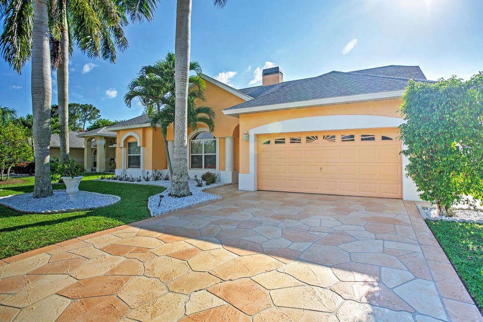 Naples Home w/ Pool, Extended Stays Welcome! House in Collier County