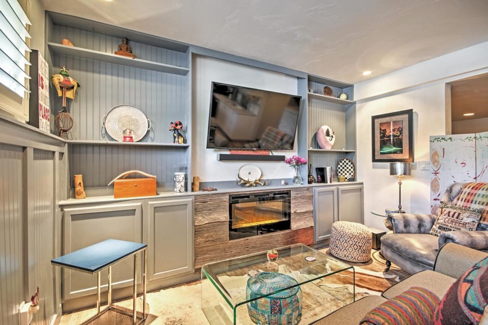 Pool & Hot Tub Access: Mountainside Breck Condo House in Breckenridge