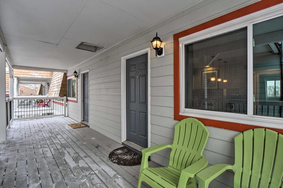 Walk to Lifts: Main Street Breck Condo w/ Mtn View House in Breckenridge