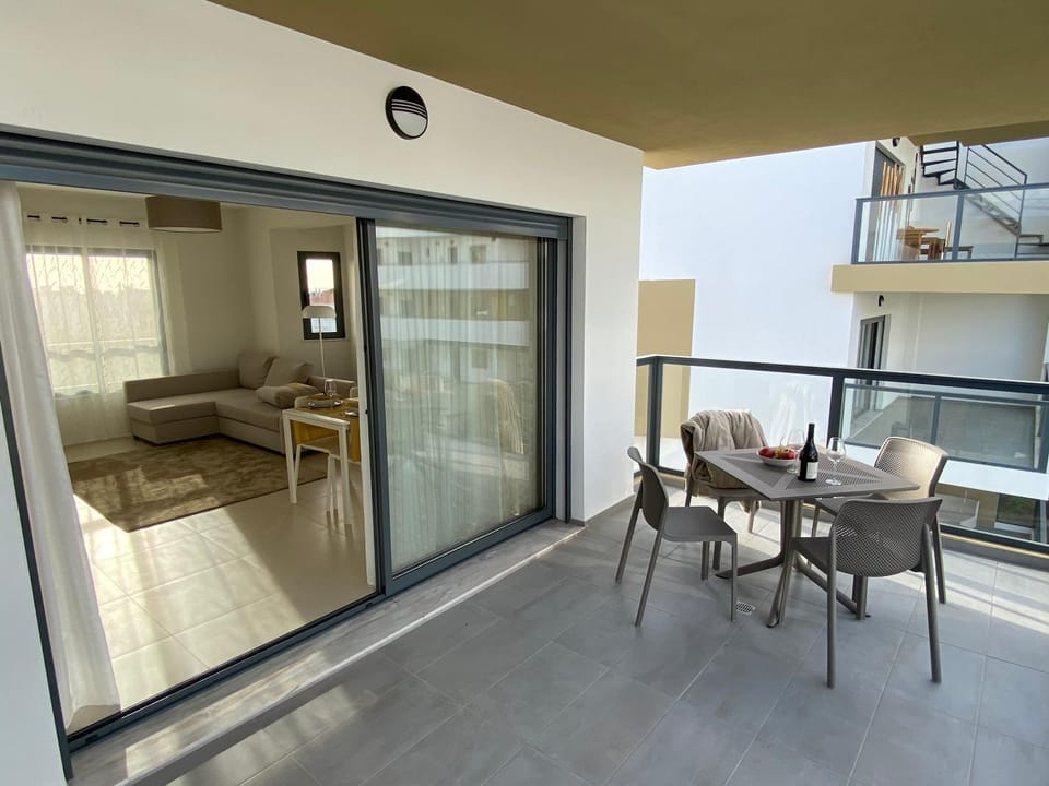Balcony/Terrace, Dining area
