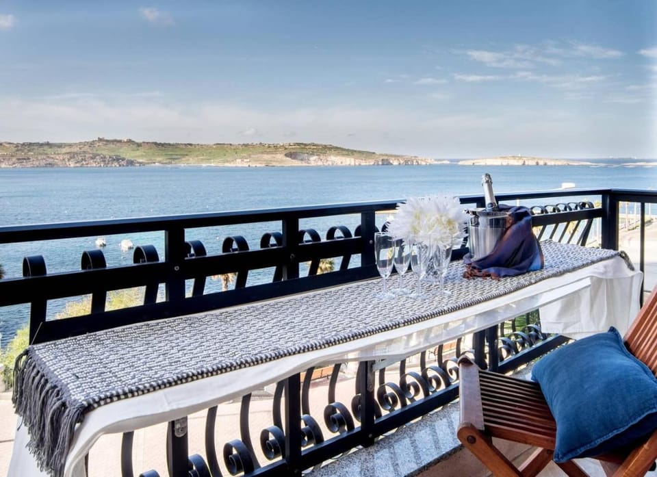 Day, Natural landscape, View (from property/room), Balcony/Terrace, Sea view