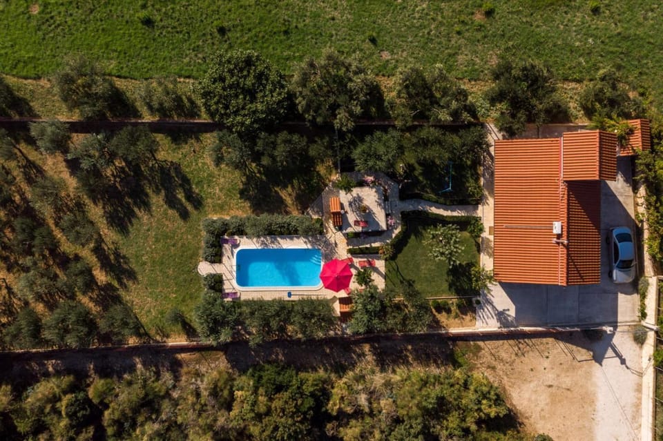 Olive tree holiday home near Trogir and Split House in Šibenik-Knin County, Croatia