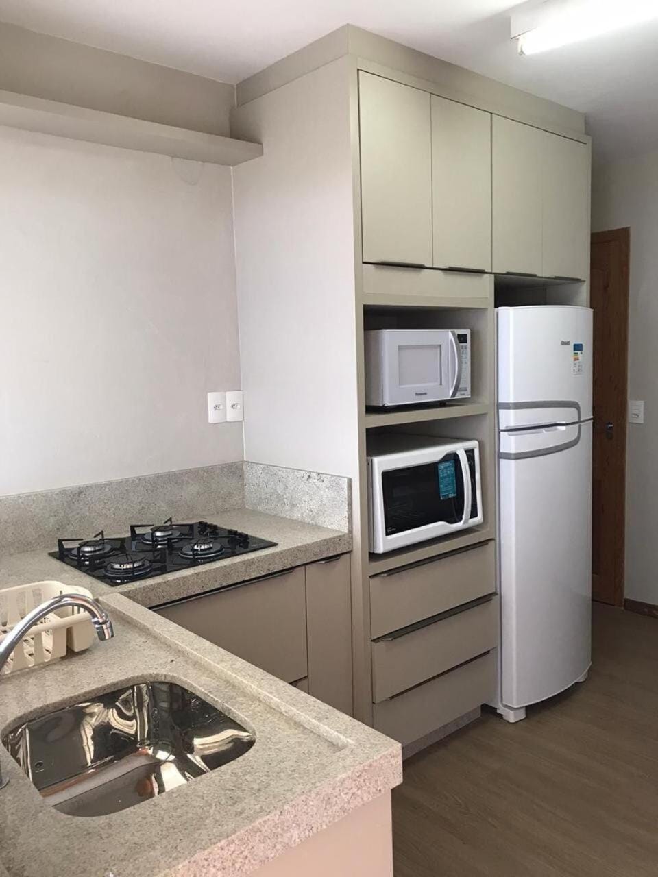 ANSNEGOCIOS KIT-NET PRAIA MARISCAL 203 Maguelli Apartment in Bombinhas