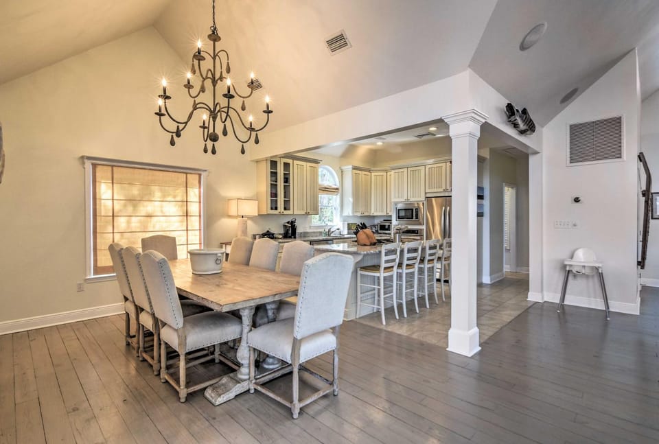 Spacious Pass Christian Home w/ Pool & Boat Launch House in Pass Christian
