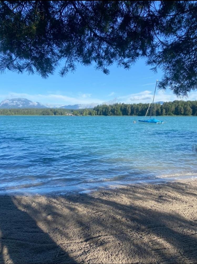 Faakersee Family Seahouse mit Privat Strand Only Sa-Sa Apartment in Villach