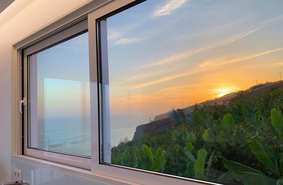 Holiday Apartment Ocean View Apartment in Madeira District