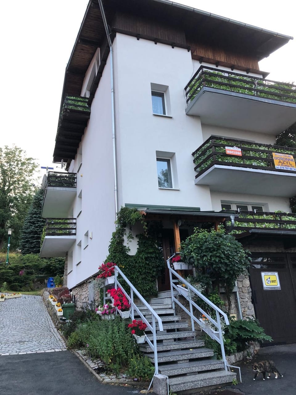 Property building, Facade/entrance