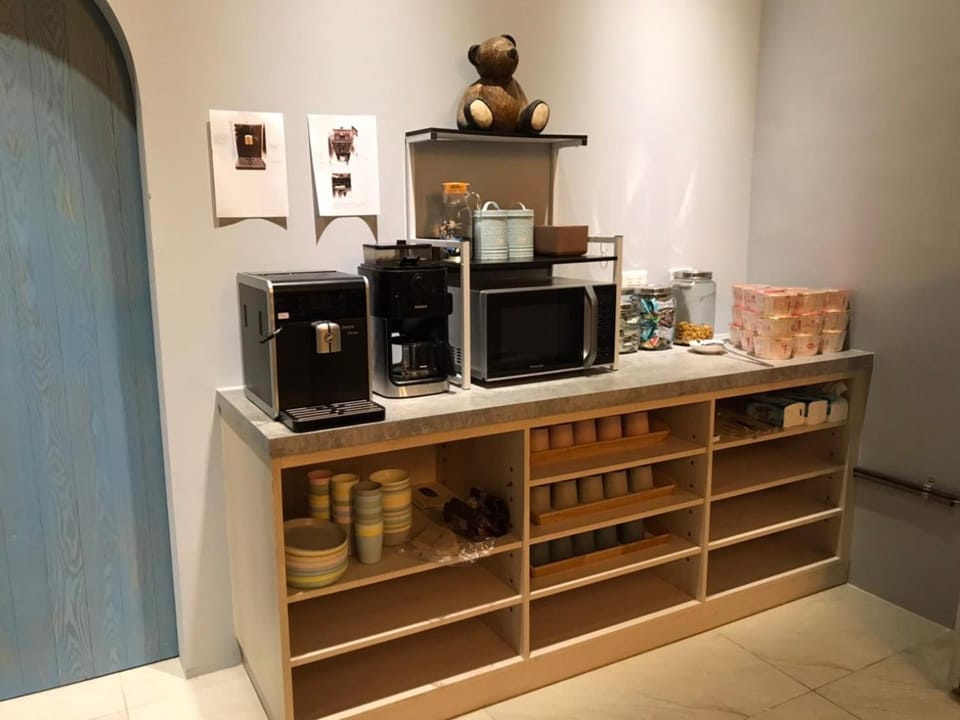 Coffee/tea facilities
