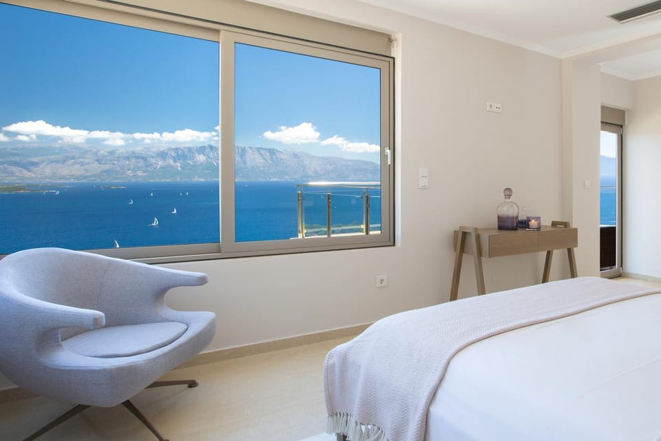 Bedroom, Sea view