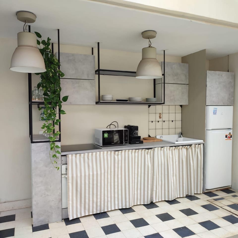 Kitchen or kitchenette, stove